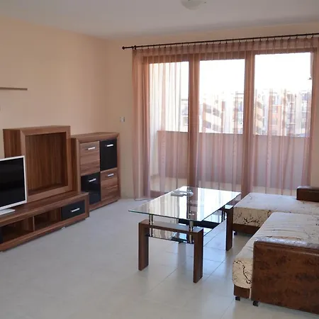 Apartamento In Complex Chateau Nessebar Sveti Vlas
