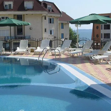Апартаменты In Complex Chateau Nessebar *