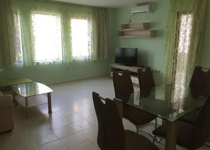 Appartamento In Complex Chateau Nessebar Sveti Vlas