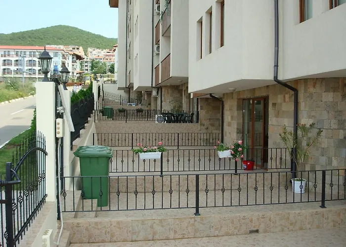 Appartamento In Complex Chateau Nessebar Sveti Vlas