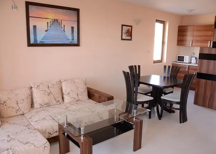 Appartamento In Complex Chateau Nessebar Sveti Vlas